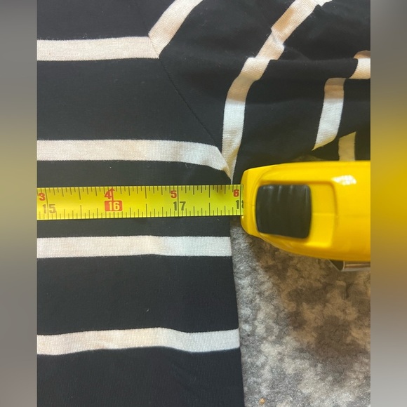 White House Black Market Black and White Striped Cowl Neck top size L (i113) - Picture 7 of 7